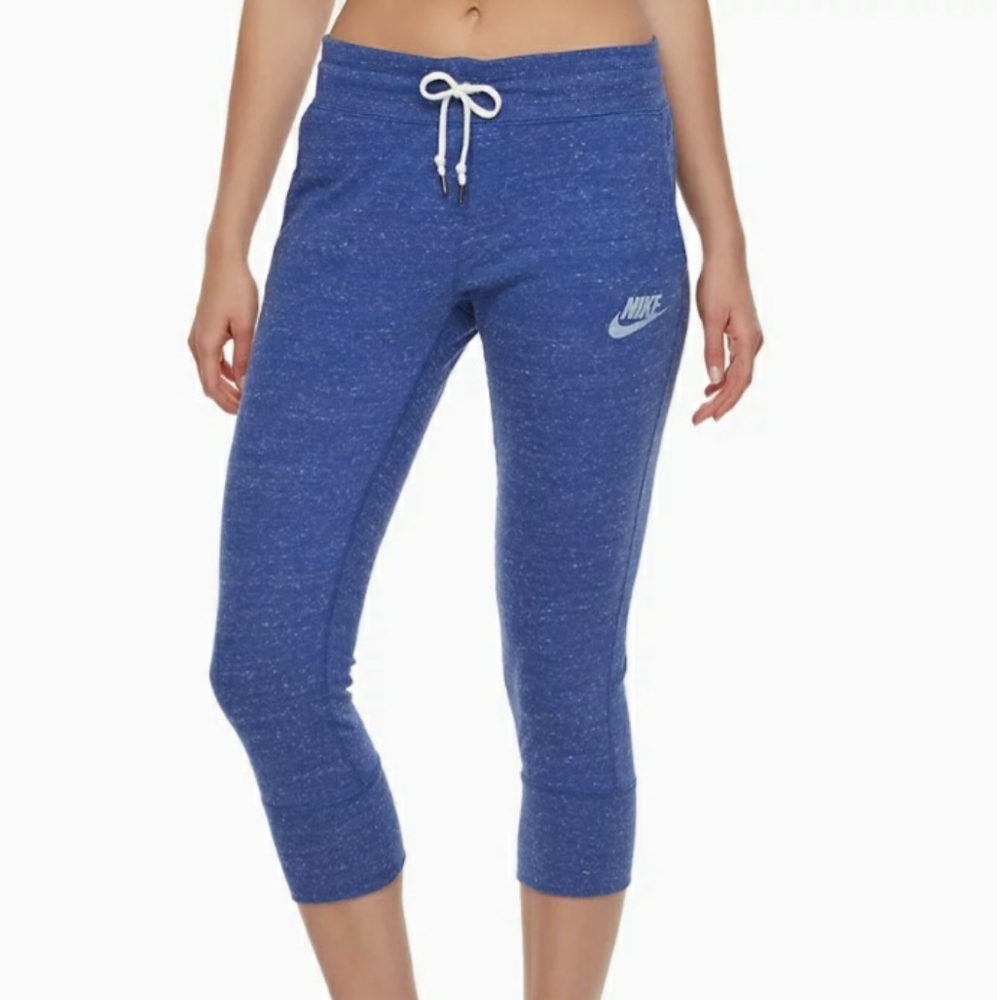 Nike Capri Comfy Joggers